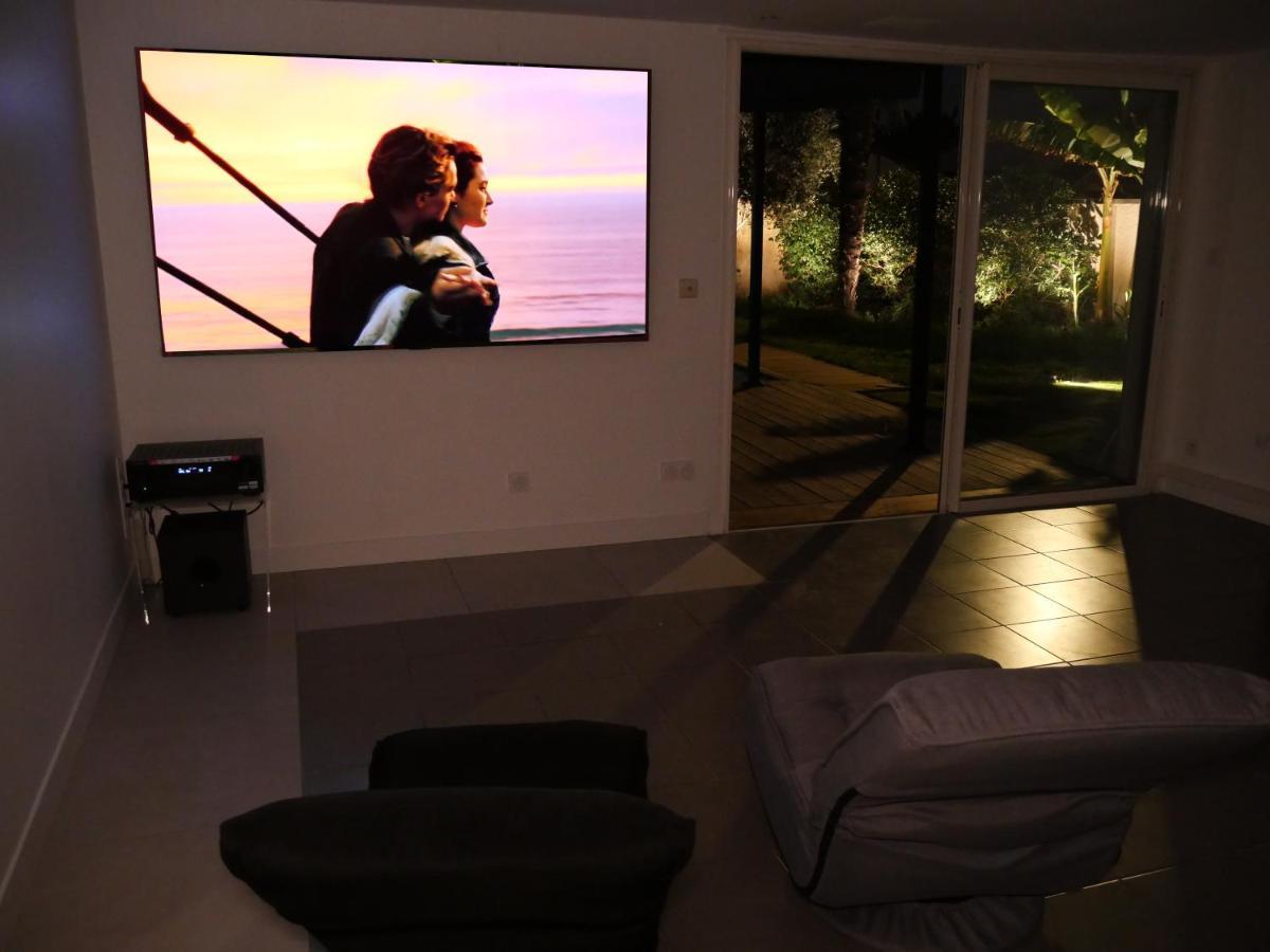 Unique! Jacuzzi Prive 35°C + Cinema Villa Entiere 梅济约 外观 照片